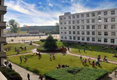 安徽省桐城中華職業學校